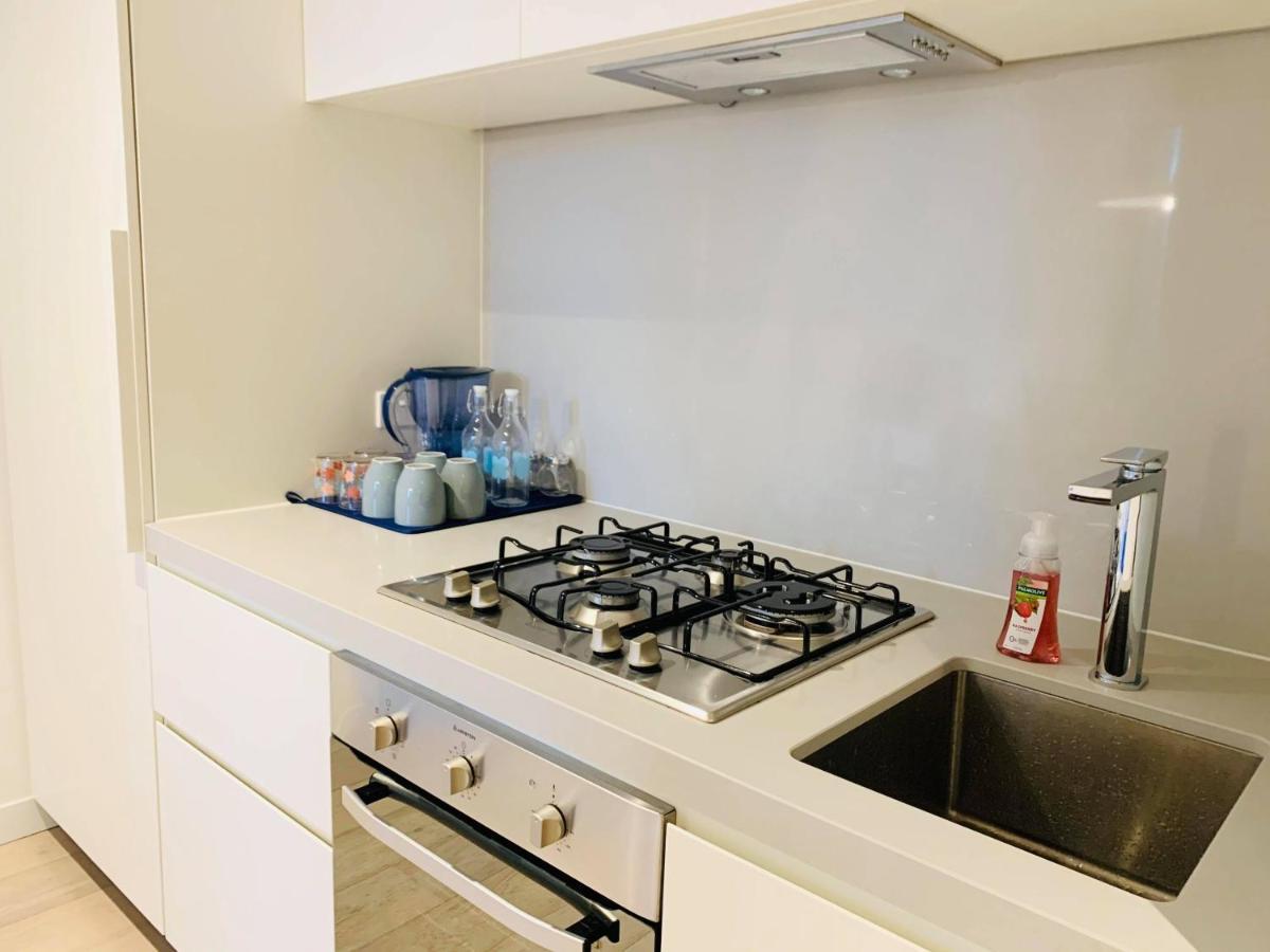 Melbourne Cbd Empire Apartment Esterno foto
