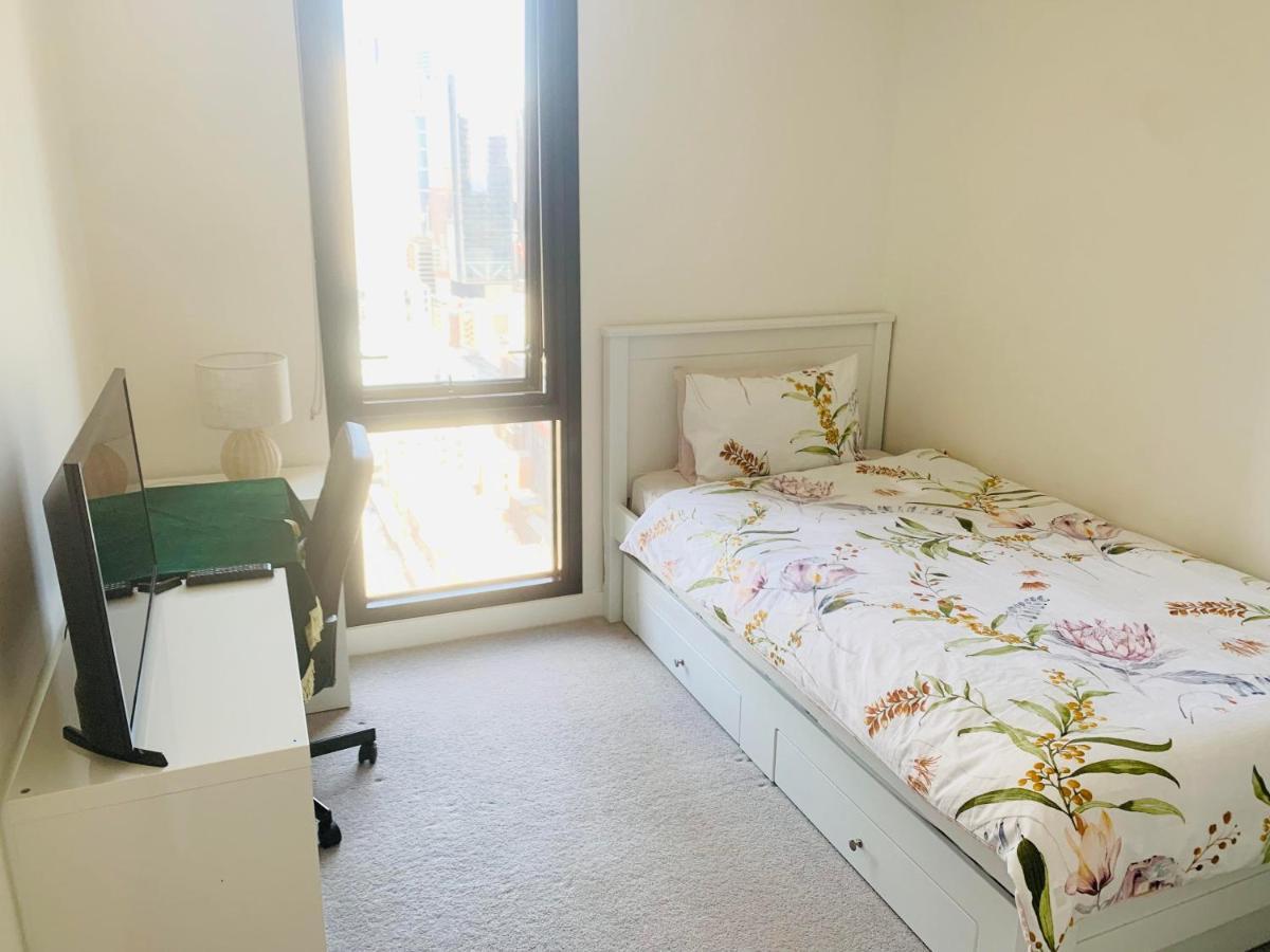 Melbourne Cbd Empire Apartment Esterno foto