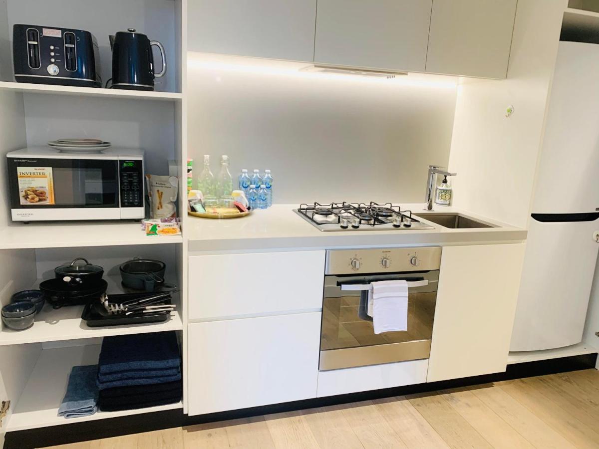 Melbourne Cbd Empire Apartment Esterno foto